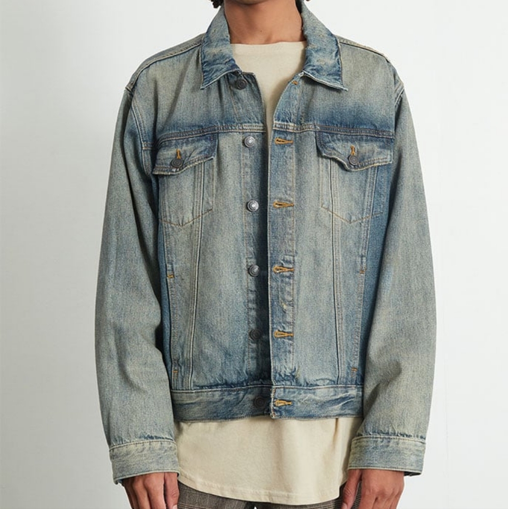 PacSun Jean Wash Classic Fit Trucker Jacket